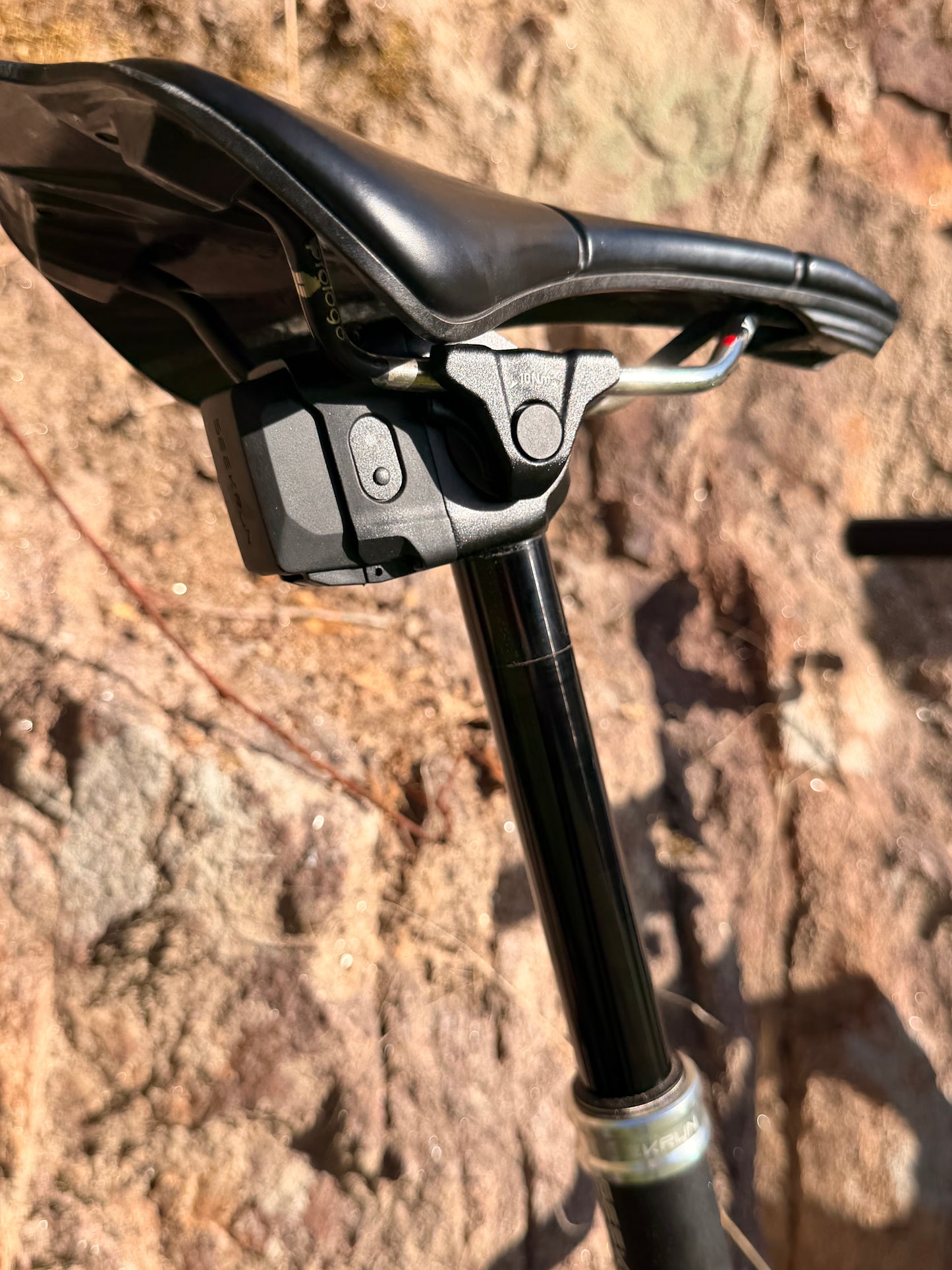 Tige de selle télescopique bluetooth S7 VTT